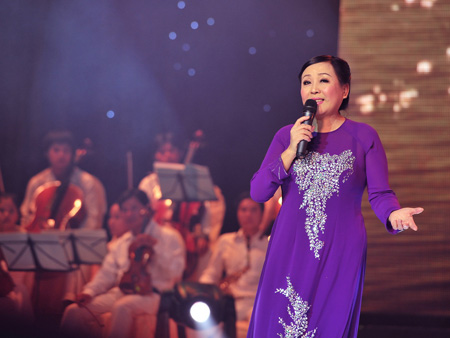 Há»“ ChÃ­ Minh Äáº¹p Nháº¥t TÃªn NgÆ°á»i
